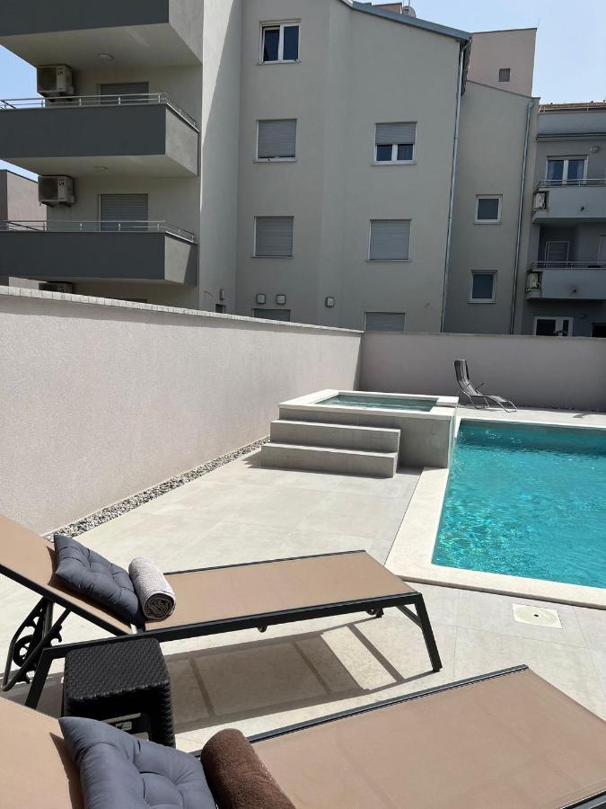 Villa Vida, Medulin - Bazen I Jacuzzi Kültér fotó